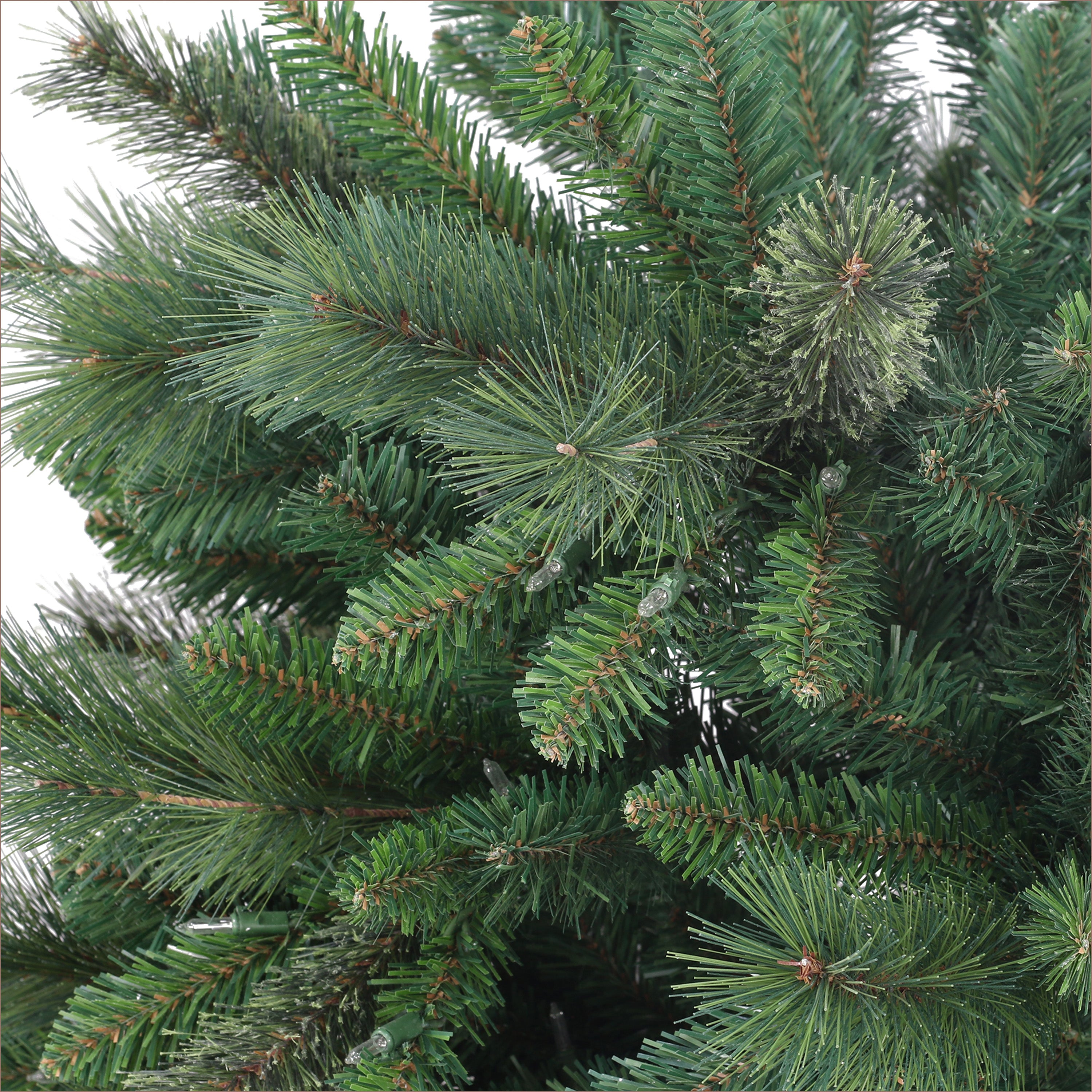 6.5ft Pre-Lit Teton Pine Tree